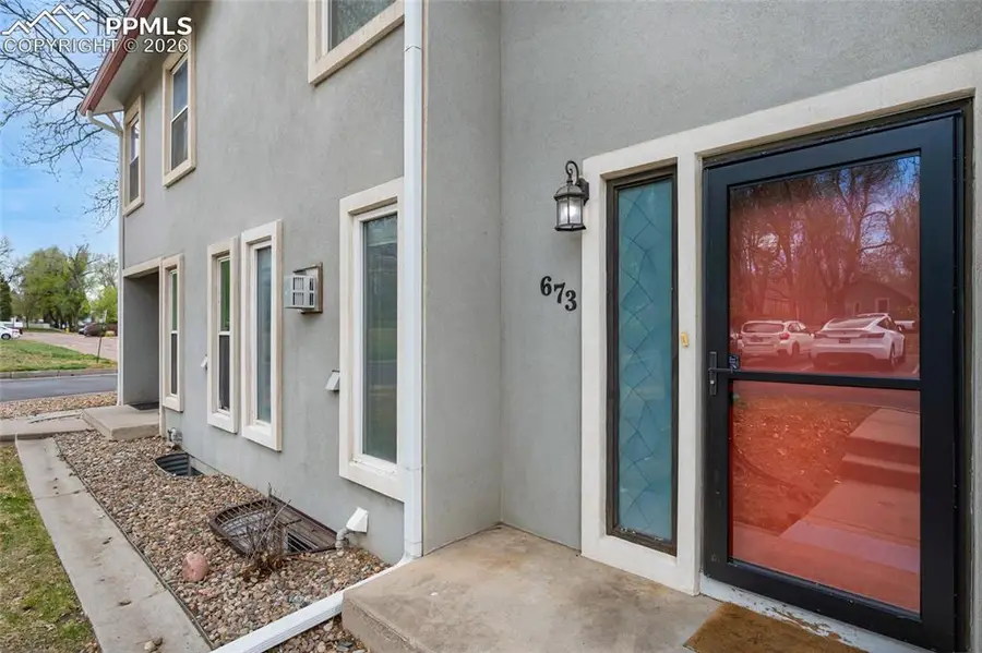 673 Shooks Lane, Colorado Springs, CO 80903 - #3