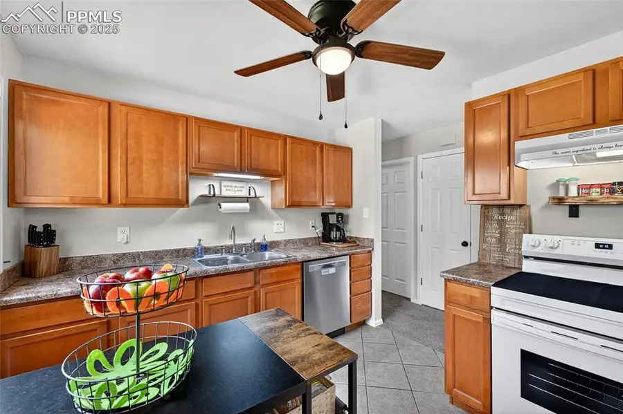 2624 Waldean Street, Colorado Springs, CO 80909 - Image #2