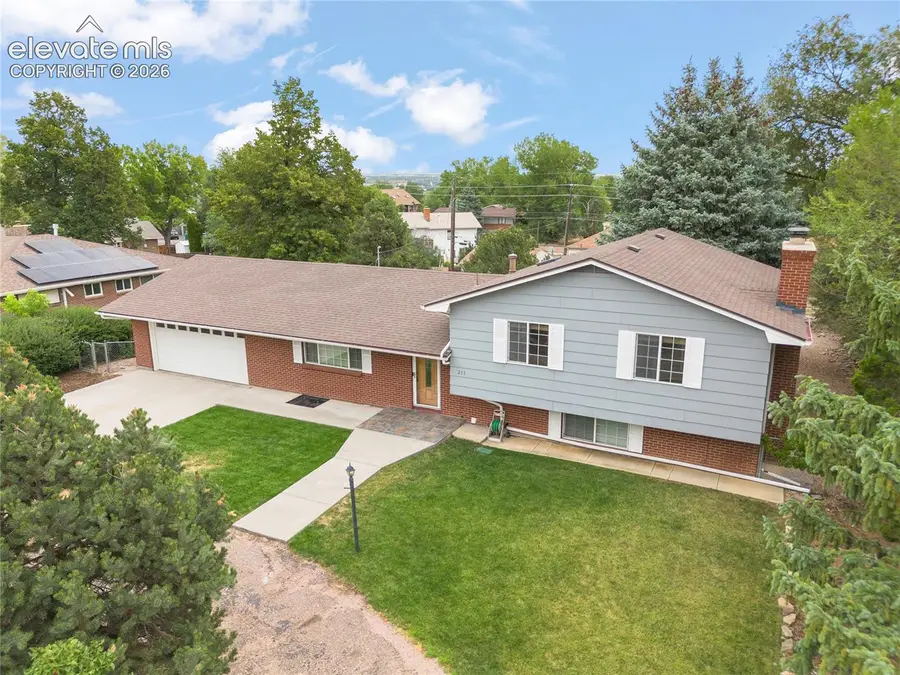 211 Westcott Avenue, Colorado Springs, CO 80906 - #2