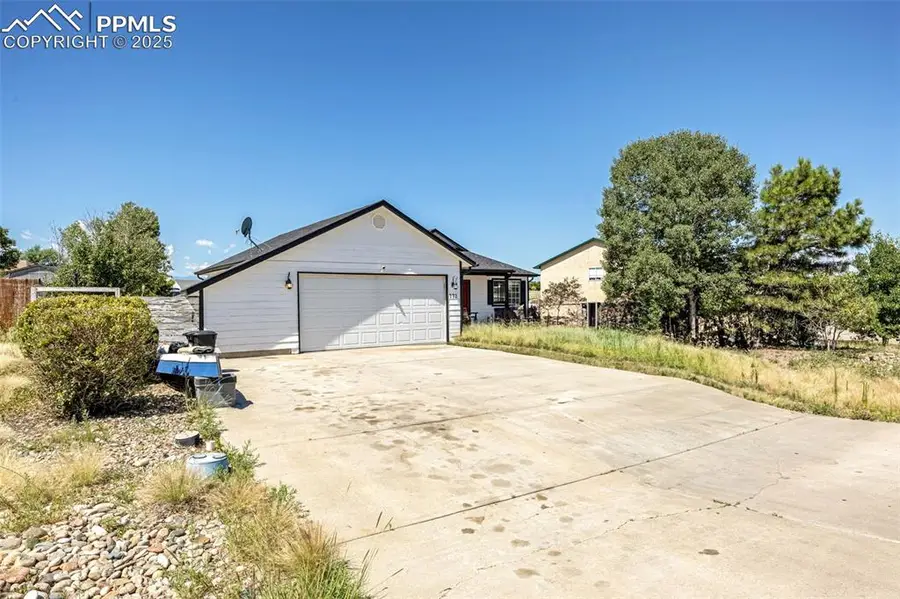 772 E Clarion Drive, Pueblo, CO 81007 - #2