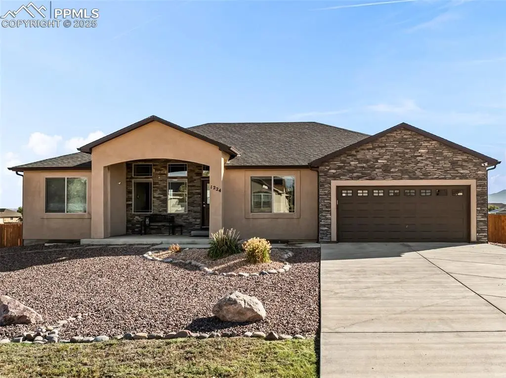 1224 W Calle Antigua, Pueblo, CO 81007 - #1