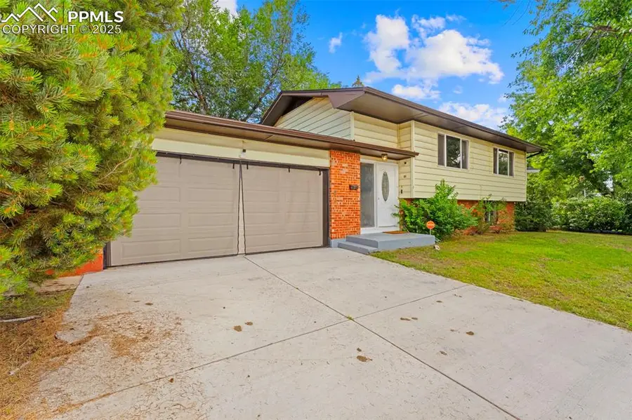 80 Landoe Lane, Colorado Springs, CO 80911 - Image #2