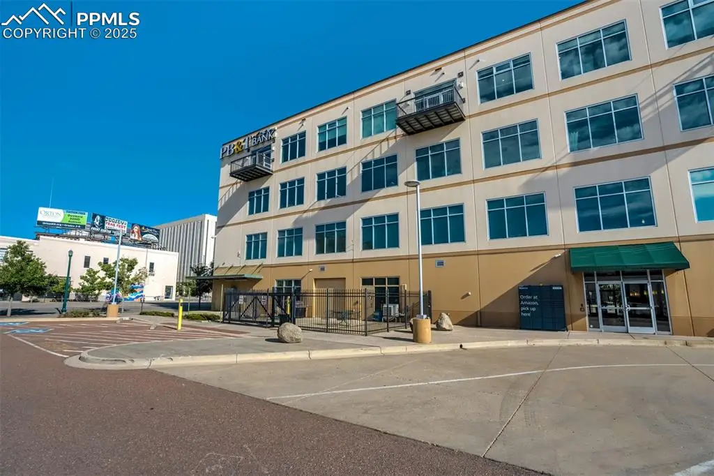415 E Pikes Peak Avenue #404, Colorado Springs, CO 80903 - Image #1