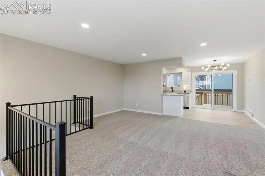 352 Mount View Lane, Colorado Springs, CO 80907 - Image #3