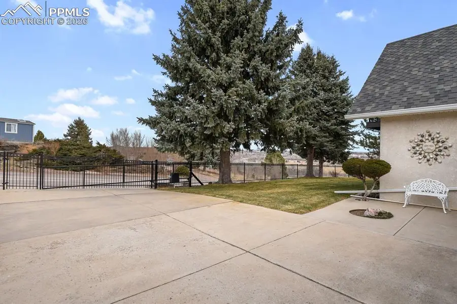 437 Westmark Avenue, Colorado Springs, CO 80906 - #3