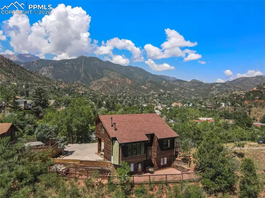 209 Peakview Boulevard, Manitou Springs, CO 80829 - Image #2