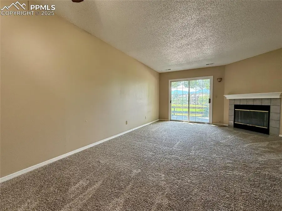 940 Tampico Court, Colorado Springs, CO 80910 - Image #3