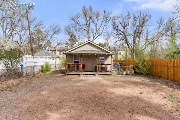 416 Cheyenne Boulevard, Colorado Springs, CO 80905