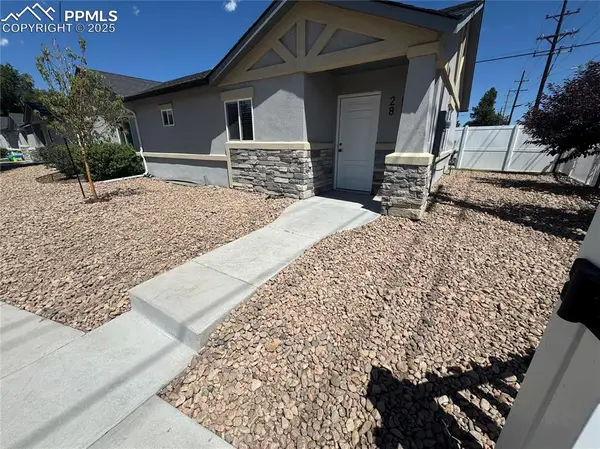 28 Shangra La Drive, Colorado Springs, CO 80907