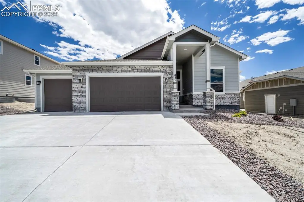 889 Old Grotto Drive, Monument, CO 80132 - Image #1