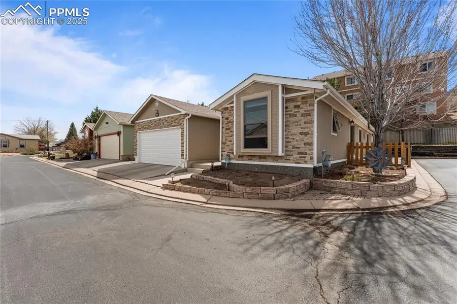 185 Stafford Court, Colorado Springs, CO 80904 - Image #3