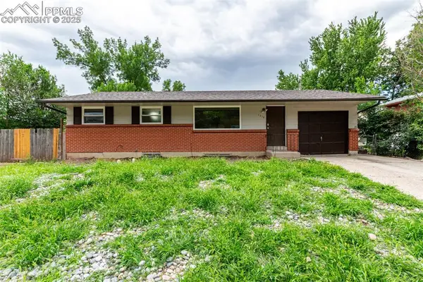 1216 Osgood Road, Colorado Springs, CO 80915