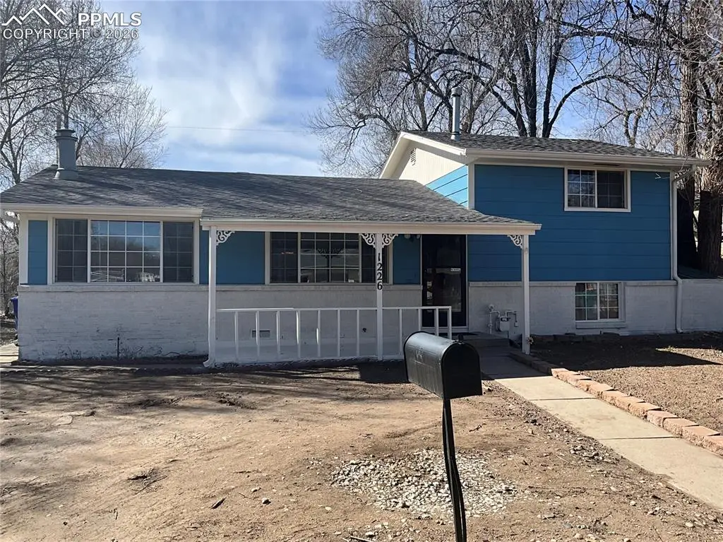 1226 Maxwell Street, Colorado Springs, CO 80906 - #1