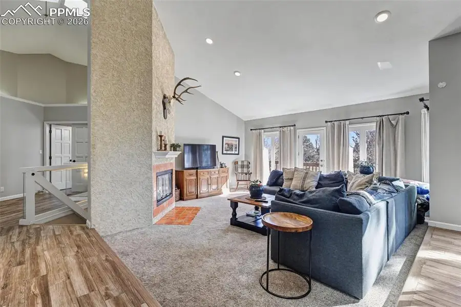 305 Hidden Creek Drive, Colorado Springs, CO 80906 - Image #3