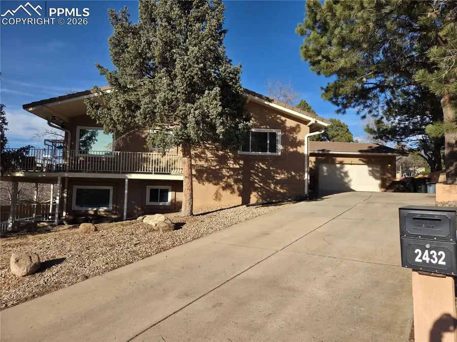 2432 Zane Circle, Colorado Springs, CO 80909 - Image #2