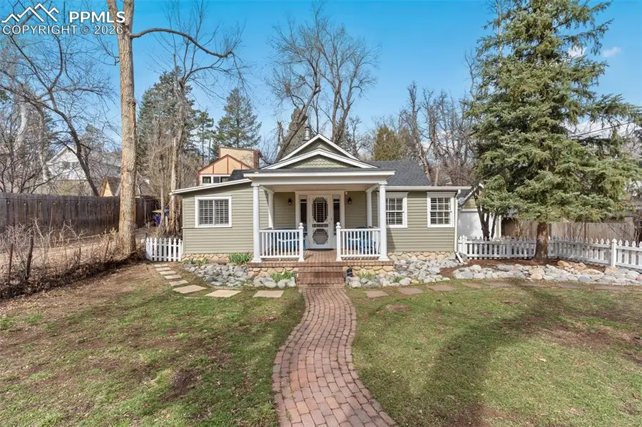 1532 W Cheyenne Road, Colorado Springs, CO 80906 - #2