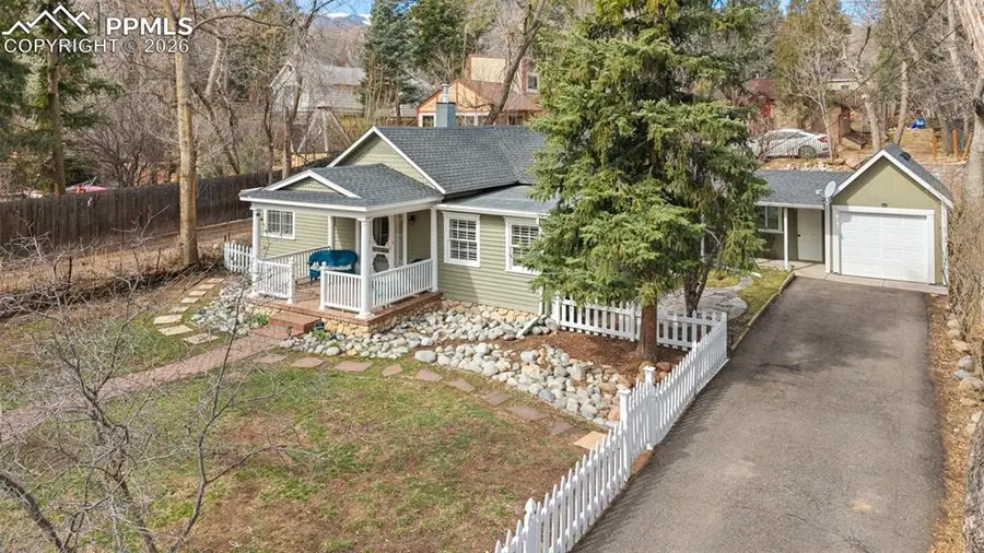 1532 W Cheyenne Road, Colorado Springs, CO 80906 - #3