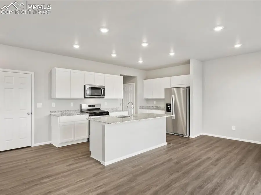 6754 Roundtail Way, Colorado Springs, CO 80925 - Image #3