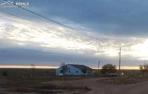 18761 County Road J, Ordway, CO 81063