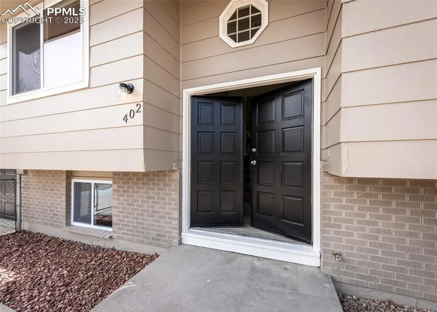 402 De La Vista Street, Colorado Springs, CO 80911 - #3