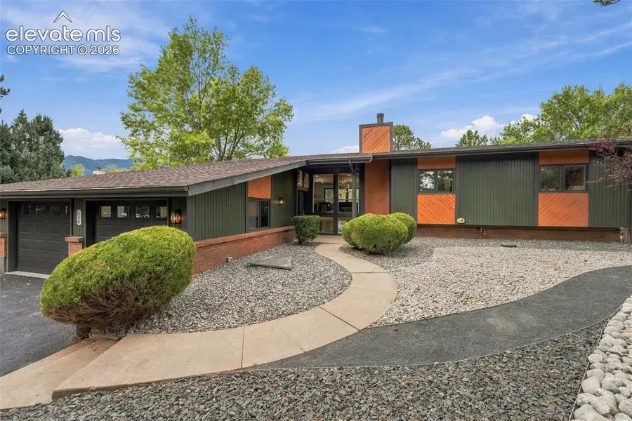 530 Mesa Vista Court, Colorado Springs, CO 80904 - #2