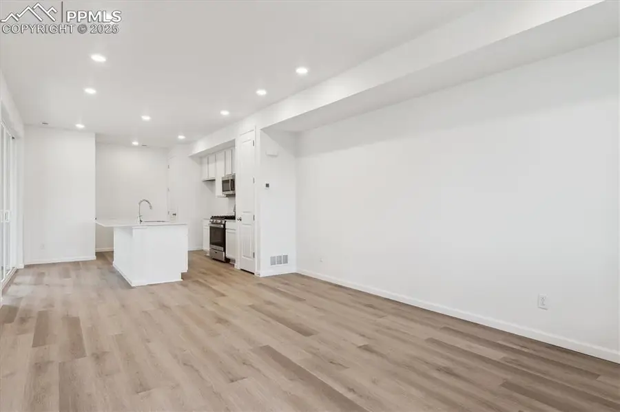 2477 Vanhoutte View, Colorado Springs, CO 80915 - Image #3