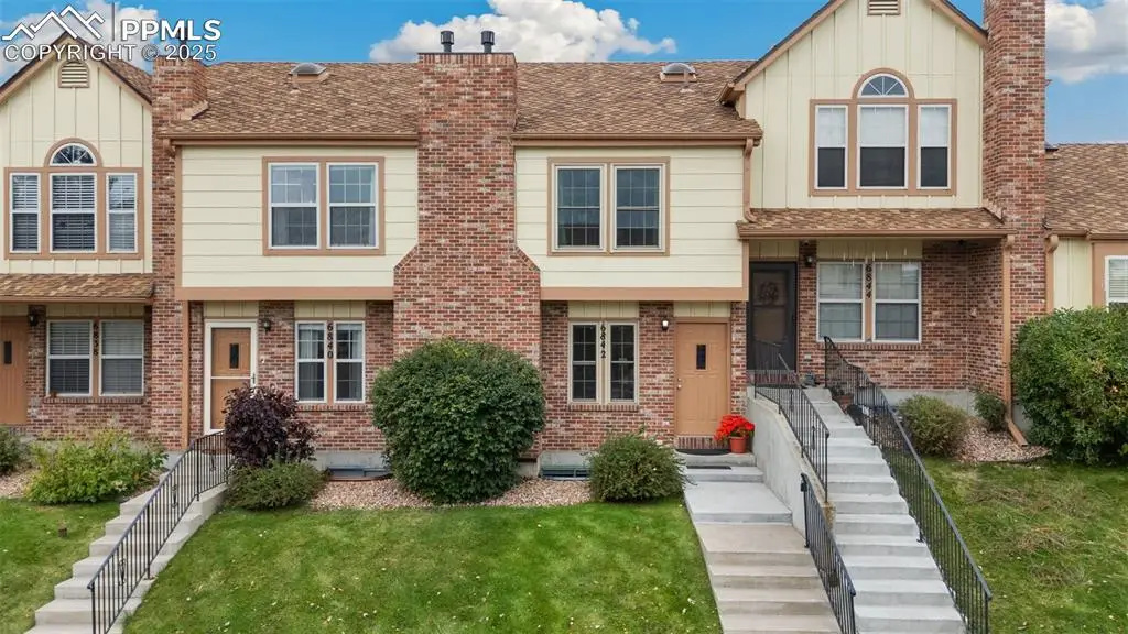 6842 Goldcrest Court, Colorado Springs, CO 80919 - Image #1