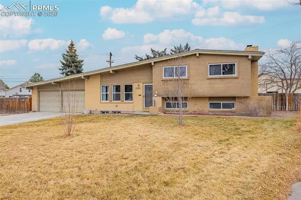 1522 Hollyhock Drive, Colorado Springs, CO 80907