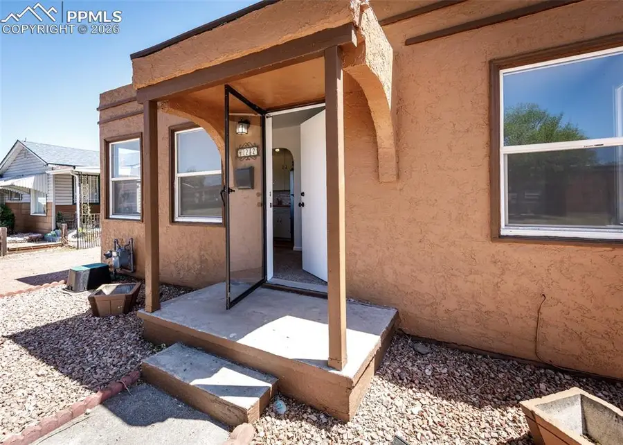 422 S Prairie Avenue, Pueblo, CO 81005 - #2