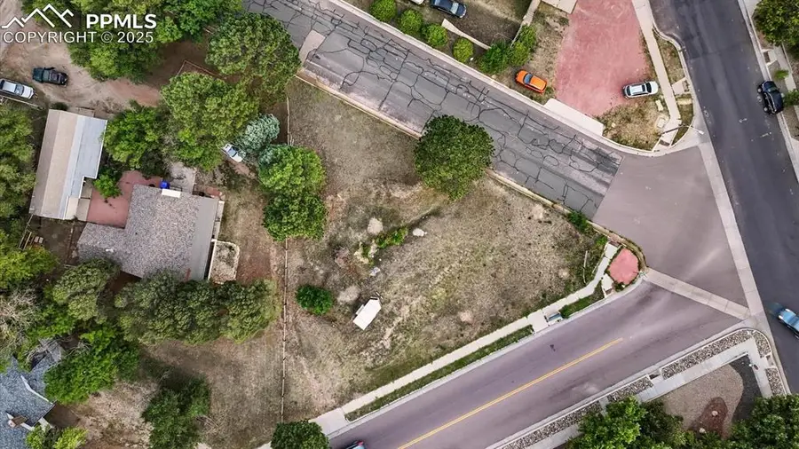 3821 Meadow Lane, Colorado Springs, CO 80907 - #2