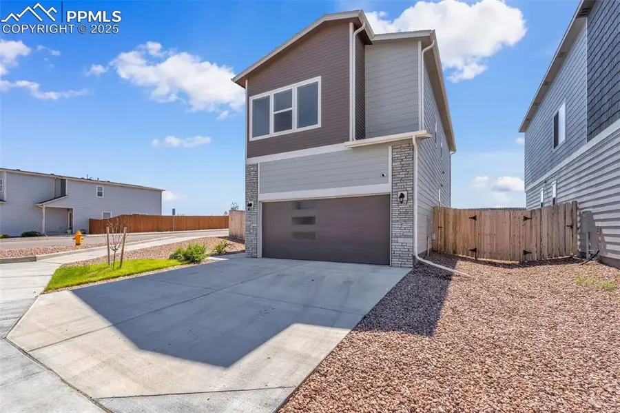 6211 Godwit Lane, Colorado Springs, CO 80925 - Image #2