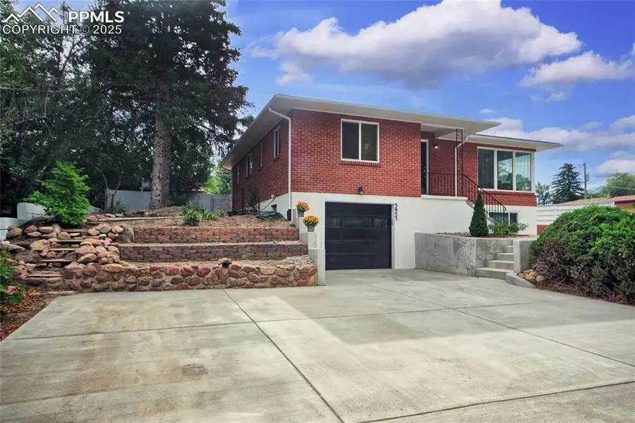 3953 Mariposa Street, Colorado Springs, CO 80907 - Image #2