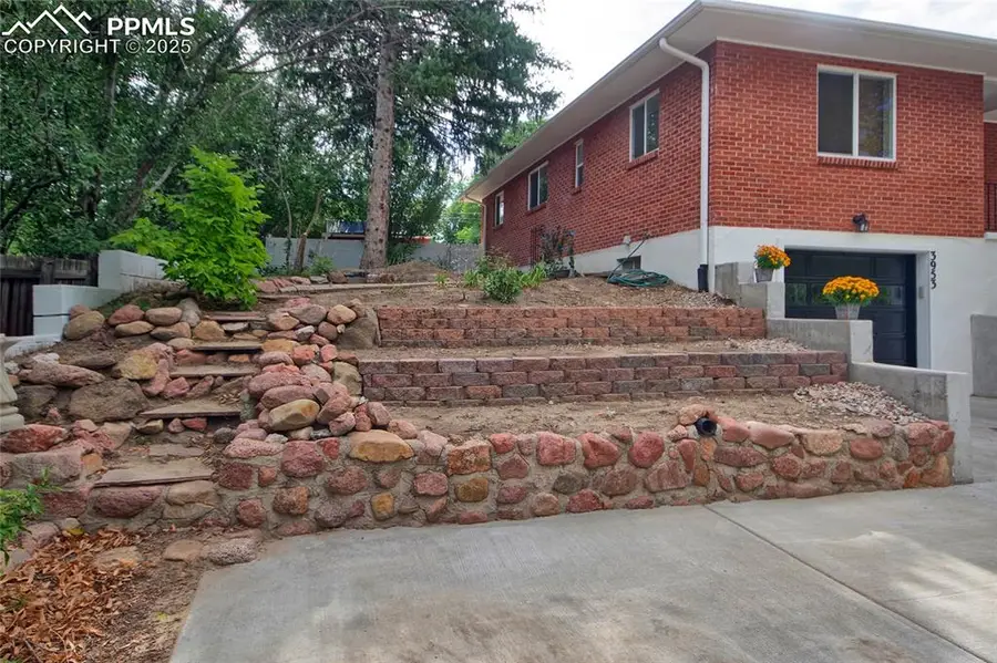 3953 Mariposa Street, Colorado Springs, CO 80907 - Image #3