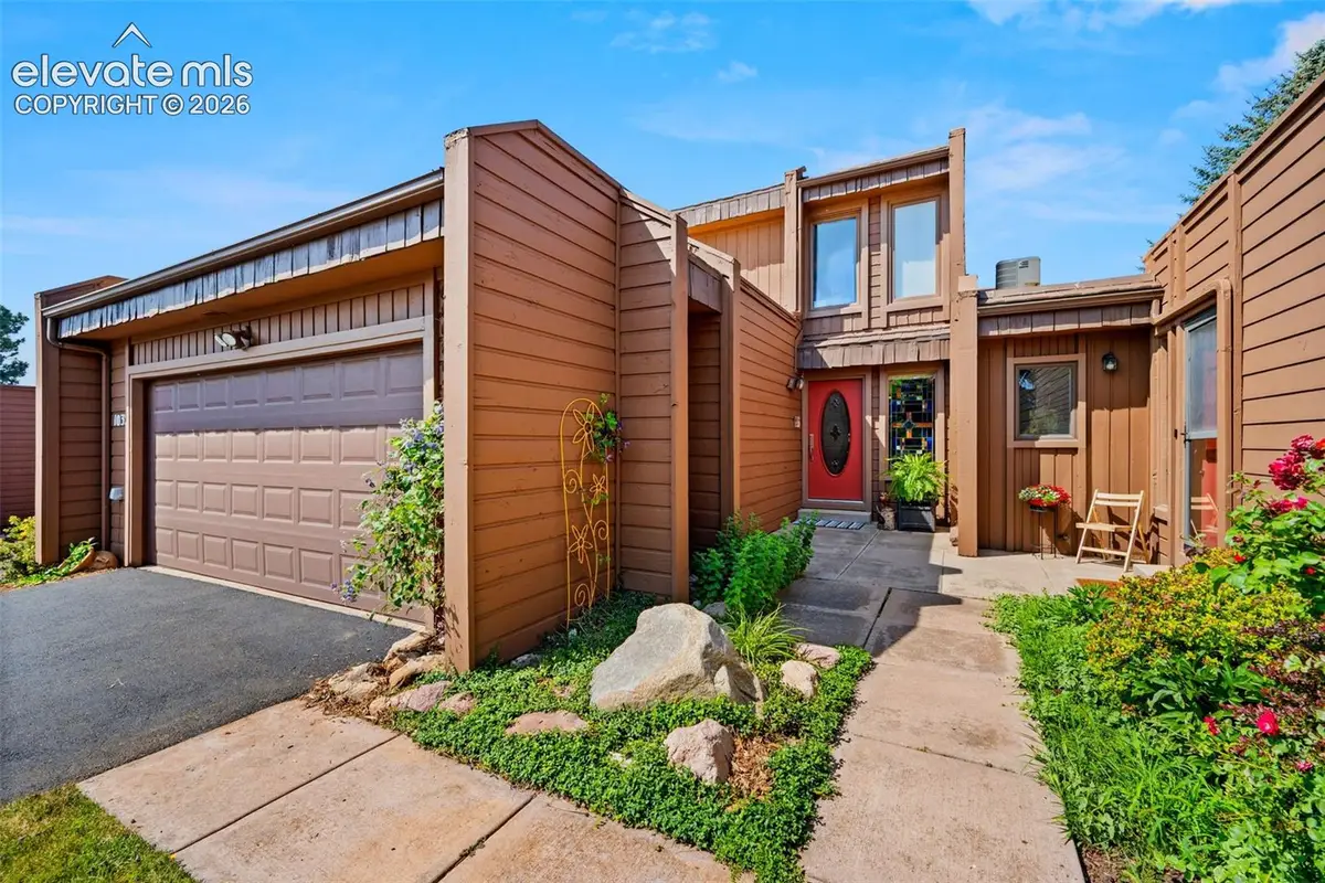 1032 Hill Circle, Colorado Springs, CO 80904 - #1