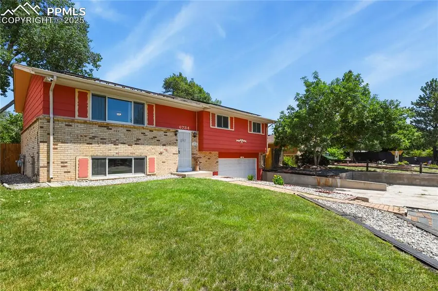 6734 Mission Road, Colorado Springs, CO 80915 - Image #2