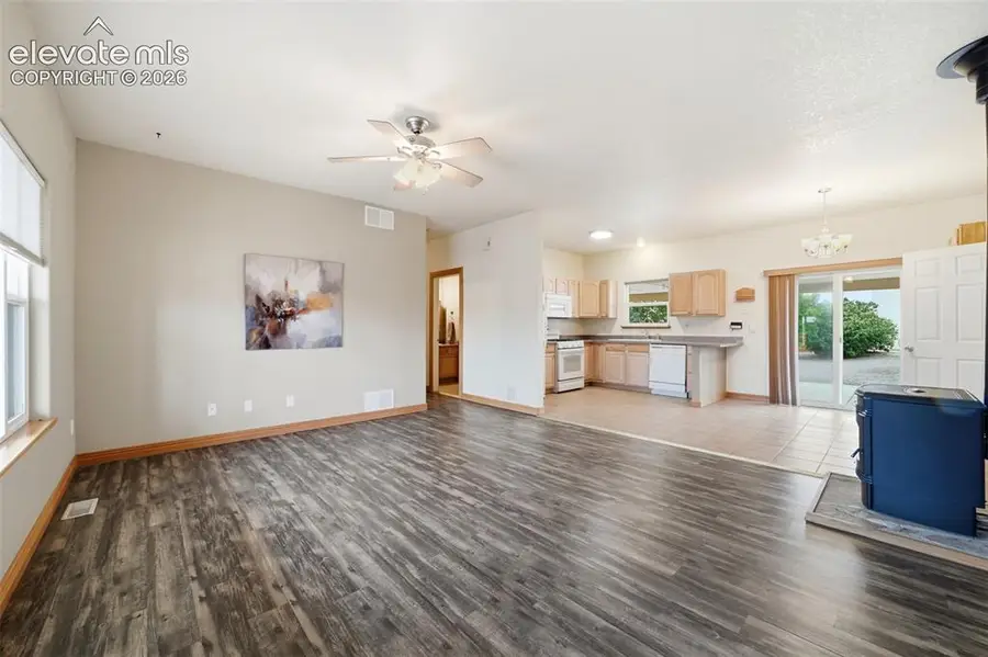 1008 E Kirkwood Drive, Pueblo, CO 81007 - #2