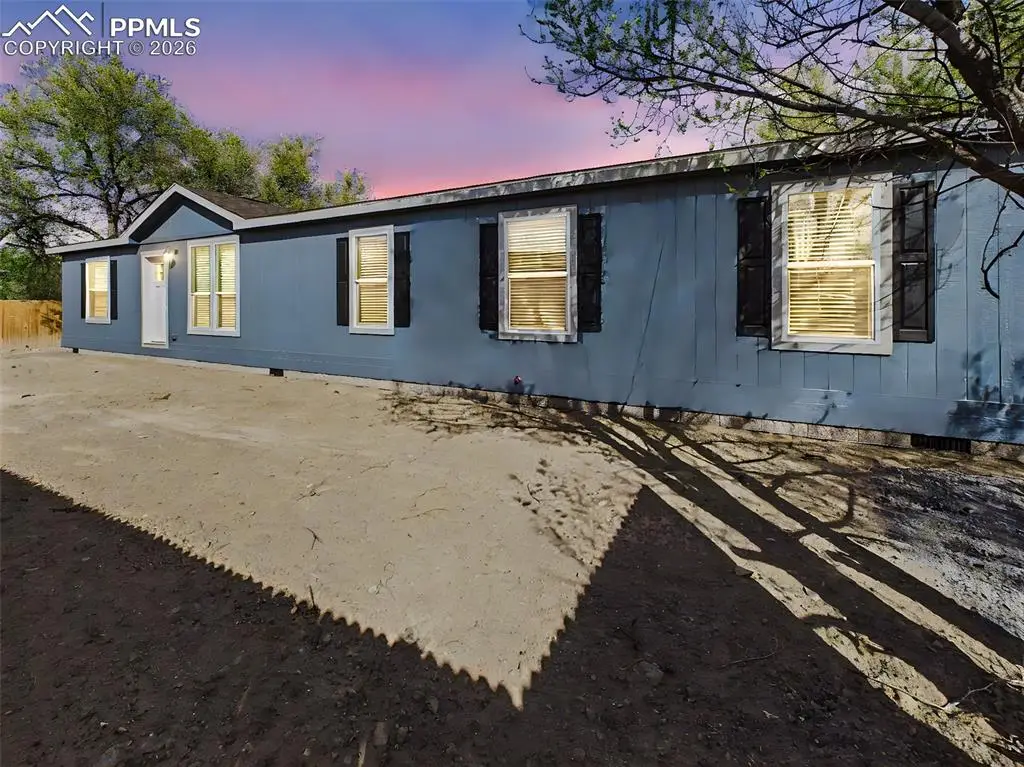 273 E Don Drive, Pueblo, CO 81007 - #1