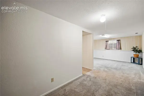 2998 Westcliff Circle, Colorado Springs, CO 80906