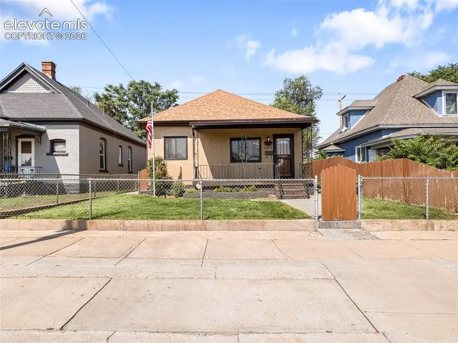 2213 E Evans Avenue, Pueblo, CO 81004 - #2