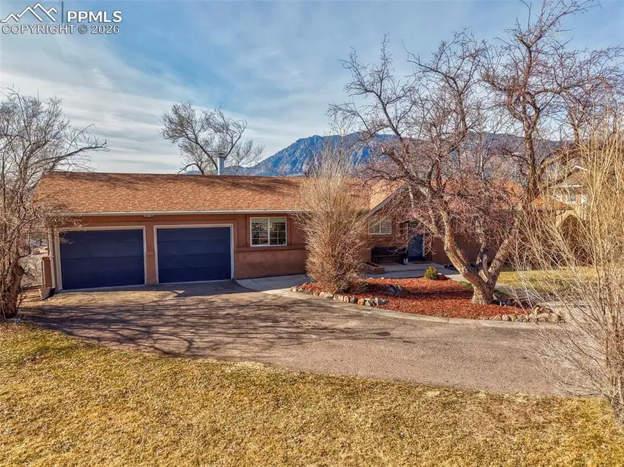 22 Westmark Avenue, Colorado Springs, CO 80906 - #2