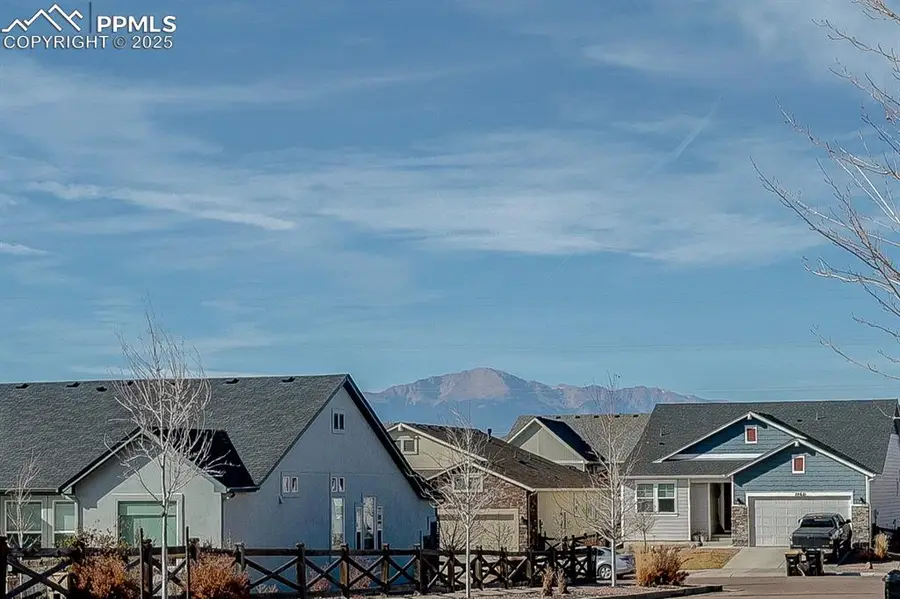 8934 Pacific Crest Drive, Colorado Springs, CO 80927 - Image #2