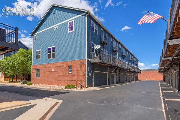 848 Wahsatch Ridge Point, Colorado Springs, CO 80903