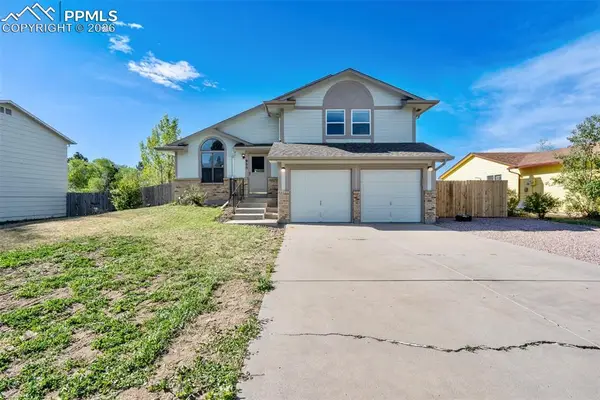 955 Crosstrail Drive, Colorado Springs, CO 80906