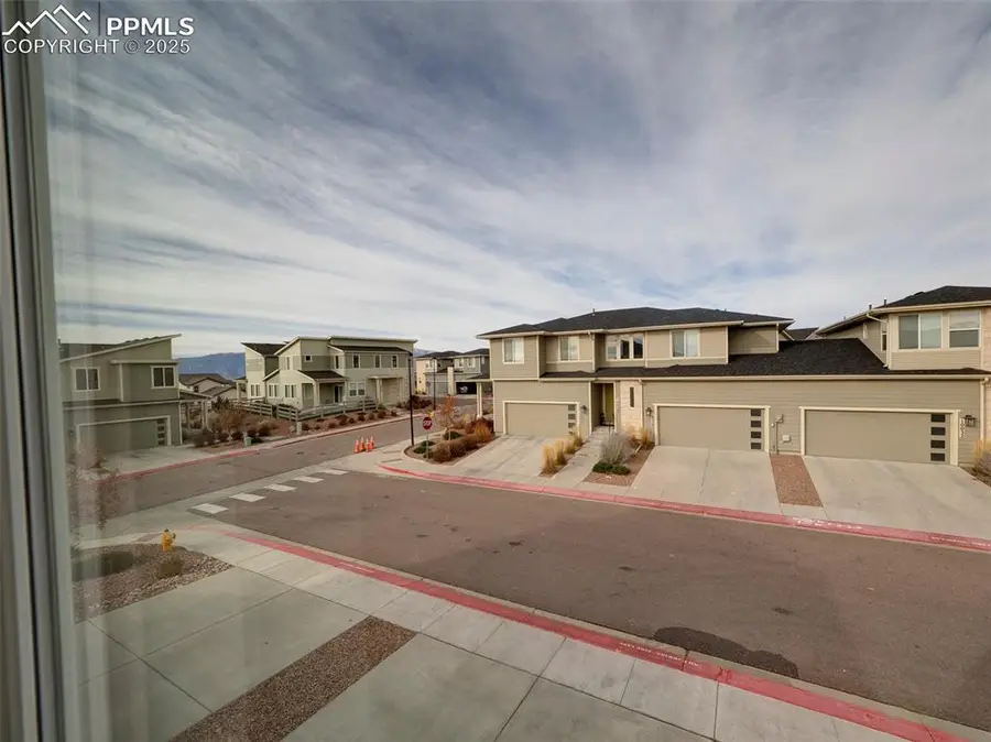 10021 Green Thicket Grove, Colorado Springs, CO 80924 - Image #2