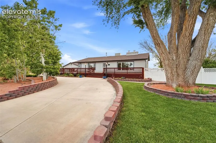 1069 Meadow Lane, Pueblo, CO 81006 - #2