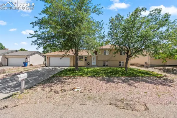 204 E Arvada Drive, Pueblo West, CO 81007