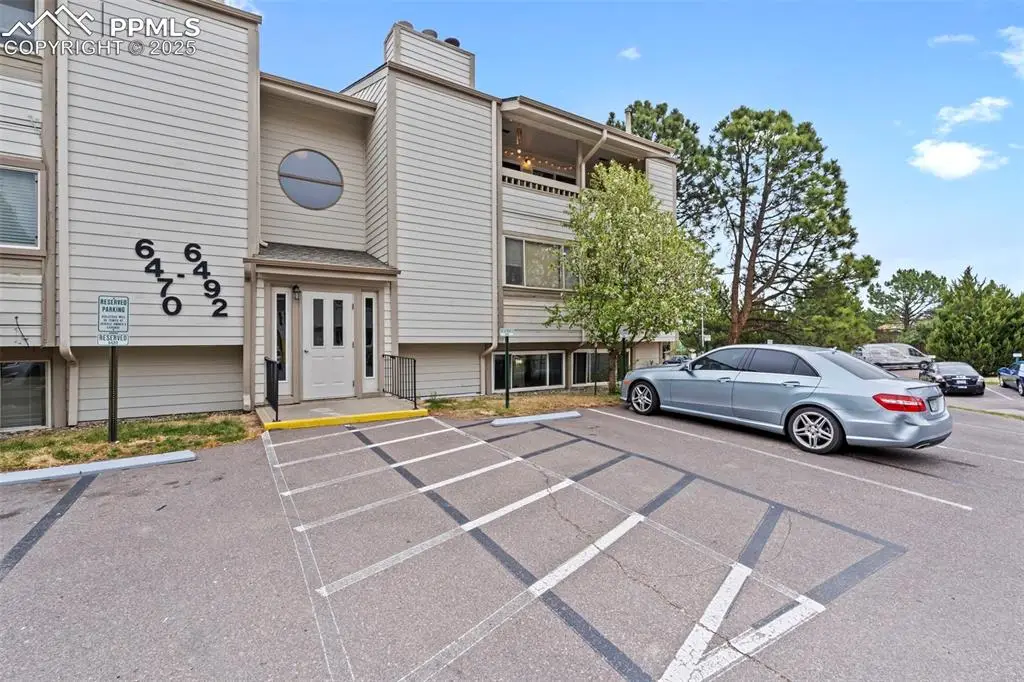6492 Mcnichols Court, Colorado Springs, CO 80918 - Image #1