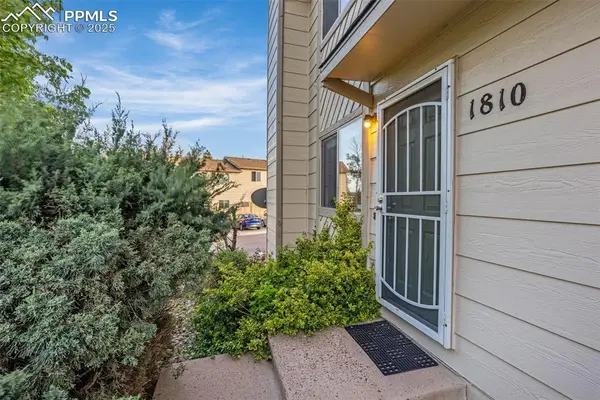 1810 Lanka Lane, Colorado Springs, CO 80915