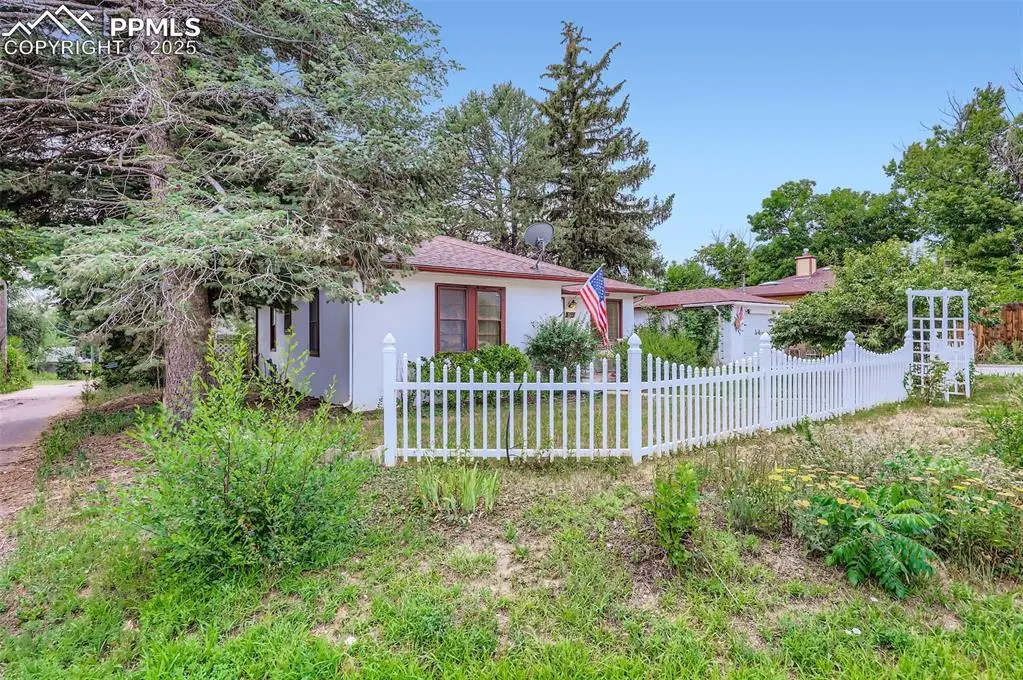 2111 E Cache La Poudre Street, Colorado Springs, CO 80909 - Image #1