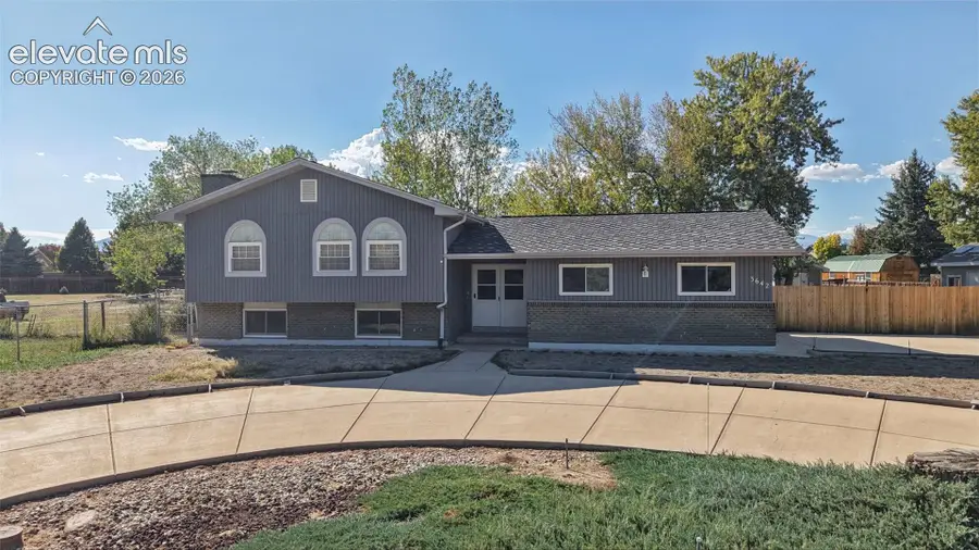 3642 W Cresta Loma Circle, Colorado Springs, CO 80911 - #3